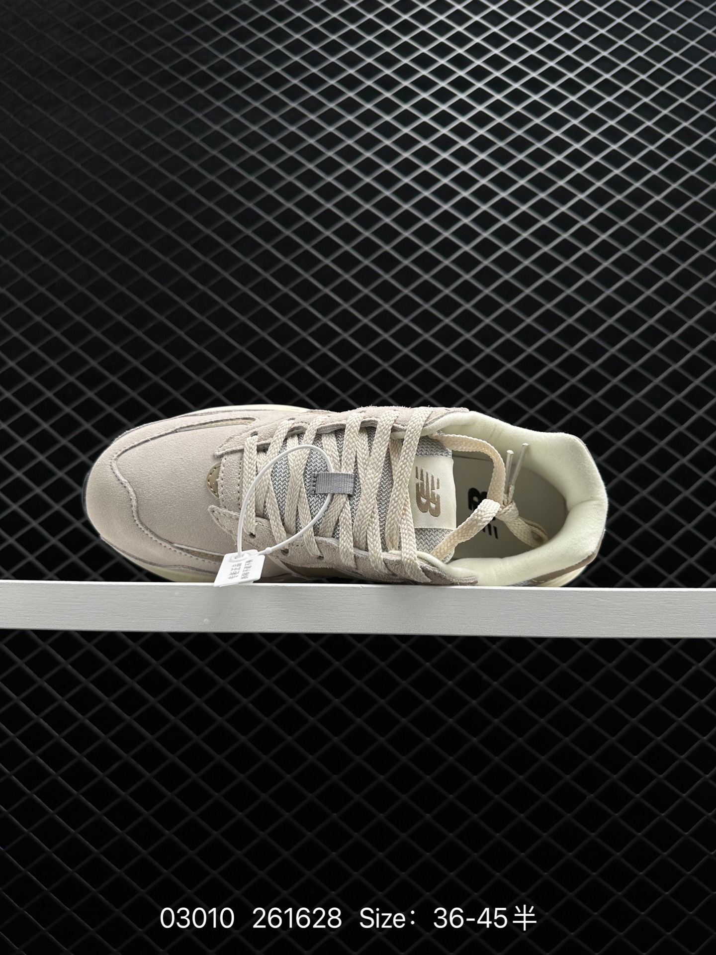 New Balance  M5740LT1